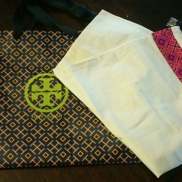 Tory Burch Handbags - Tory Burch NEW Dust Bag & Shopping Bag!